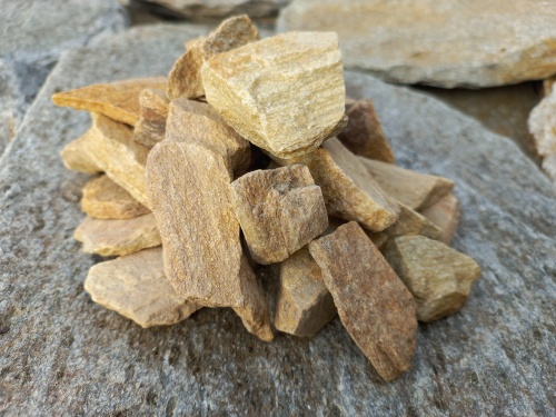 Златолит жёлтый декоративная каменная крошка купить в Миньяре