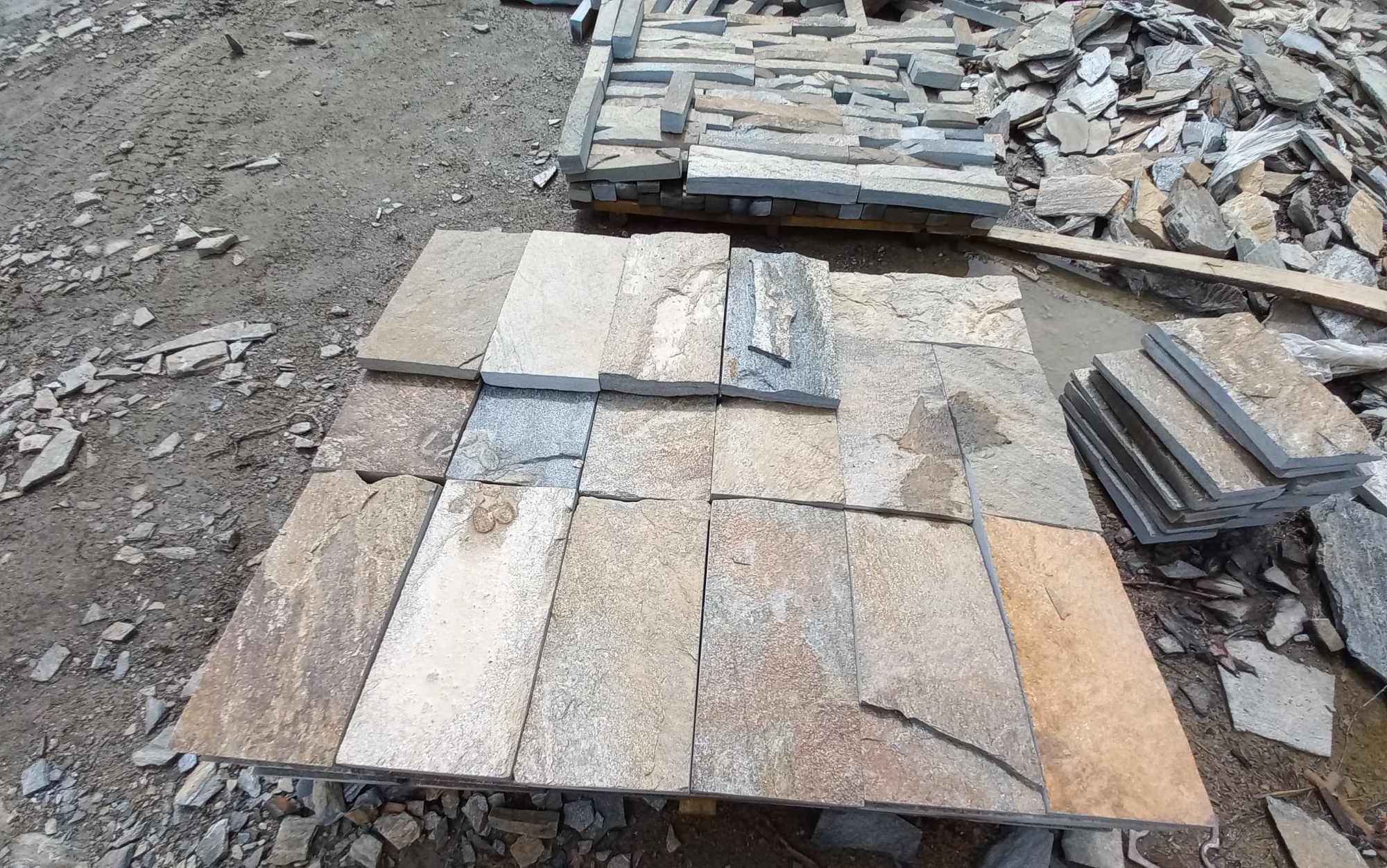 Плитка пилёная златолит Уральский для фасада купить в Миньяре