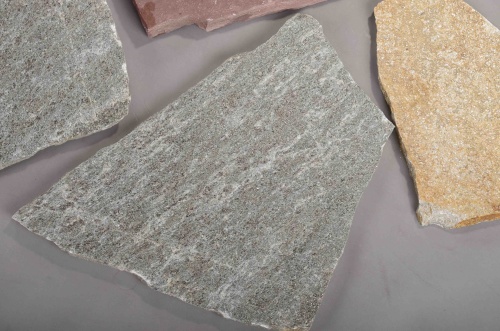 Плитняк златолит Уральский для цоколя, отмостки купить в Миньяре