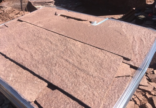 Плитняк лемезит бордовый для ступеней 20-25 мм купить в Миньяре